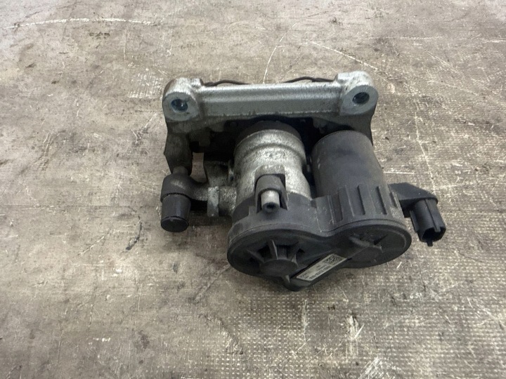 2023 FORD FOCUS HINTERER BREMSATTELHALTER NX612D250BEB 6