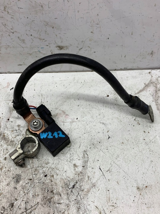 Borne cable pôle négatif pour batterie A1665420218 MERCEDES W212 (09-12) 2.2 CDI