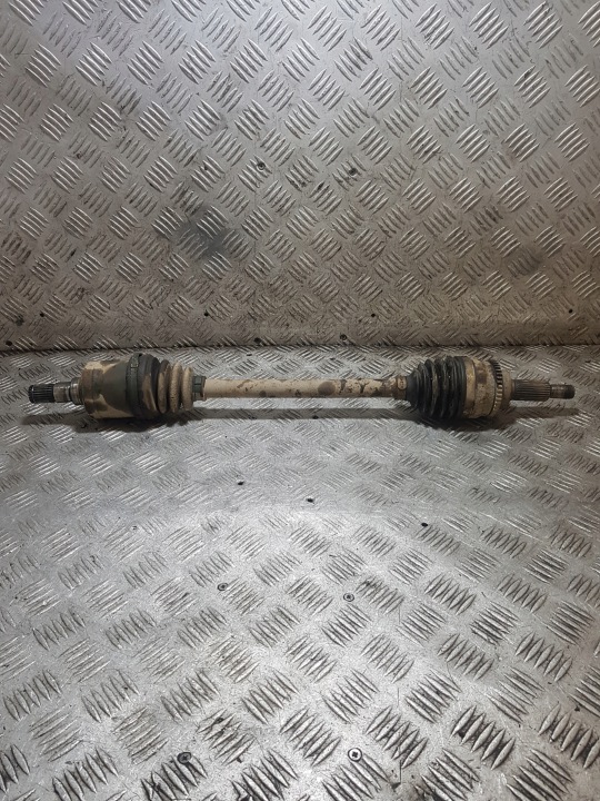 poloos poloos ľavá predná SUZUKI SWIFT 4