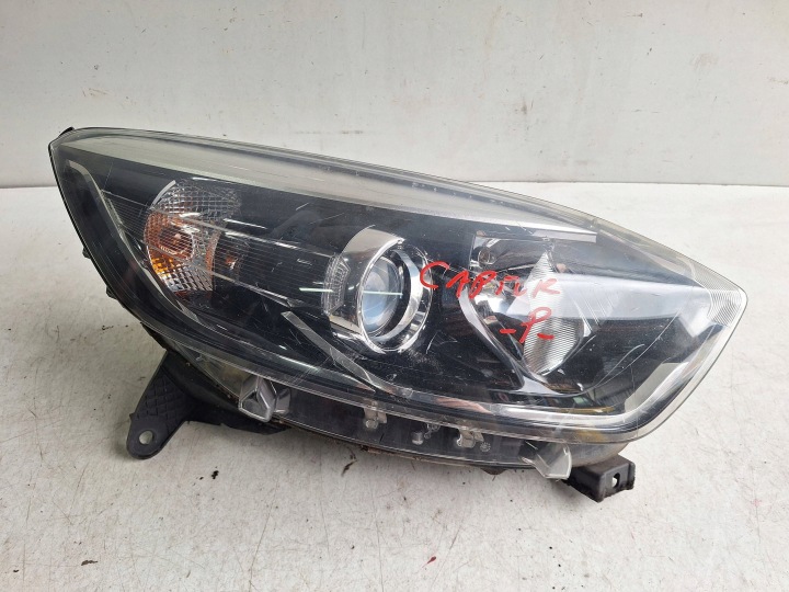 RENAULT CAPTUR et 13-17 Feux phare Droit UK-ANGLIK 260100961R
