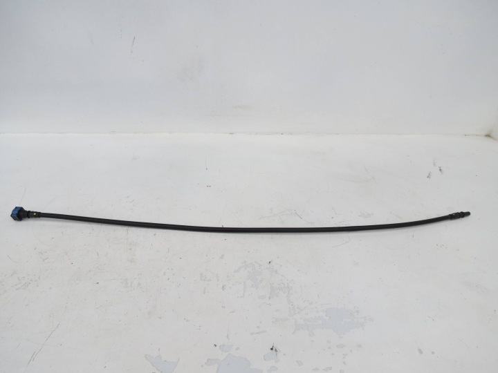 Schlauch PALIWOWY VOLVO S60 II V60 und 2.4 D5 215KM 10-18r 31355940