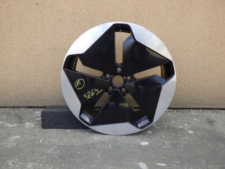 VW ID3 ID.3 10A 7.5 J x 20 ET44 5x112 10A601025B CERCHIO di alluminio