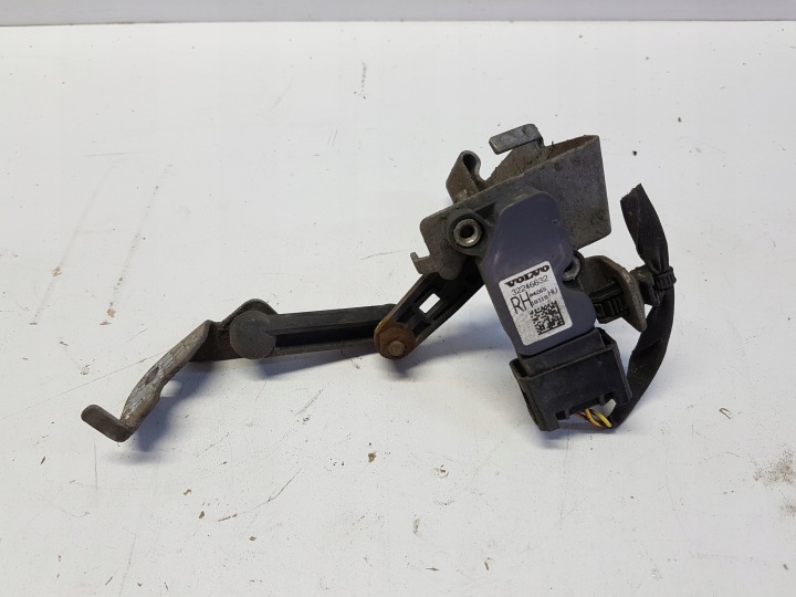 VOLVO V60 II S60 III Sensor POZIOMOWANIA XENON TY