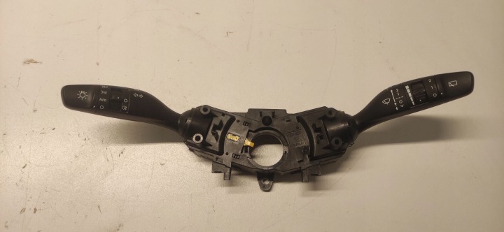 HYUNDAI I20 III BAYON steering wheel levers and controls control of indicators 21-26