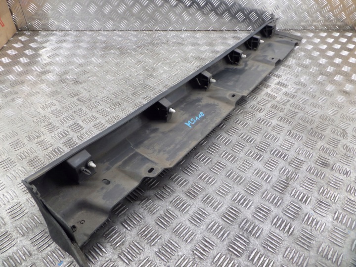 FORD TRANSIT CONNECT moulding of the threshold