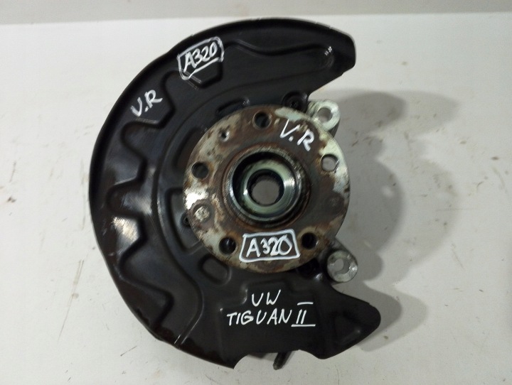 Audi Q3 83A VW Passat B8 Superb 2,0 TDI Moyeu support broche Droit 5Q0407258C (A320)