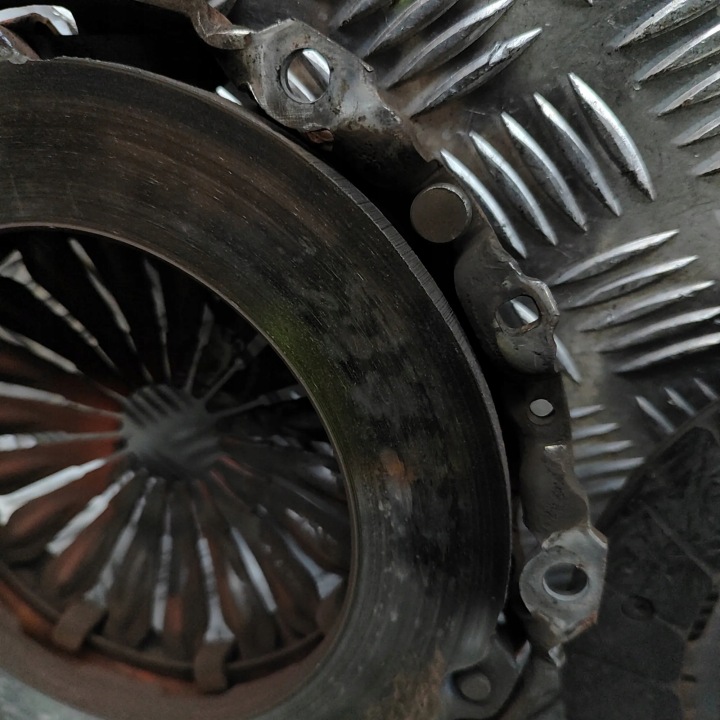 PEUGEOT 207 CC WD Clutches set 2009 8