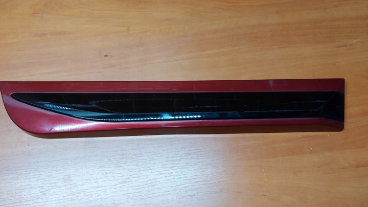 moulding door right rear part TOYOTA YARIS III 17