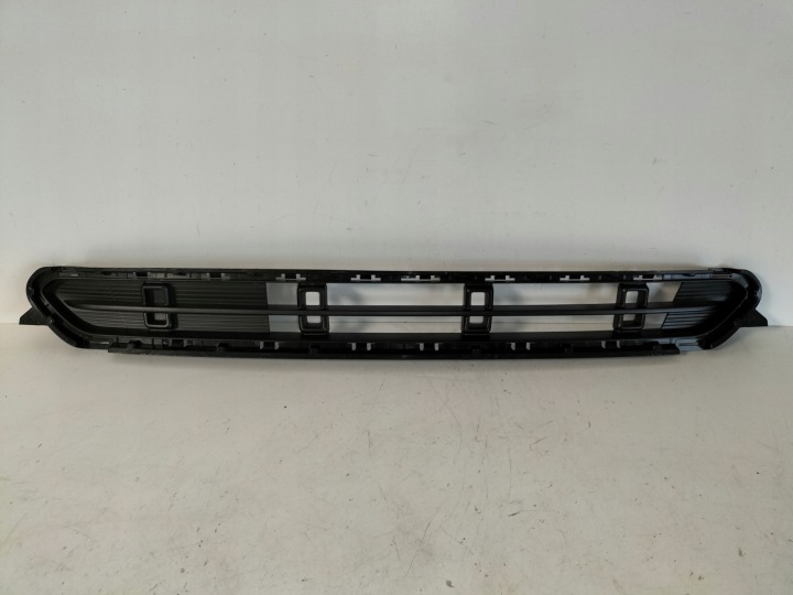Grille/masque Grille Pare choc Avant Supérieure FIAT 600 23