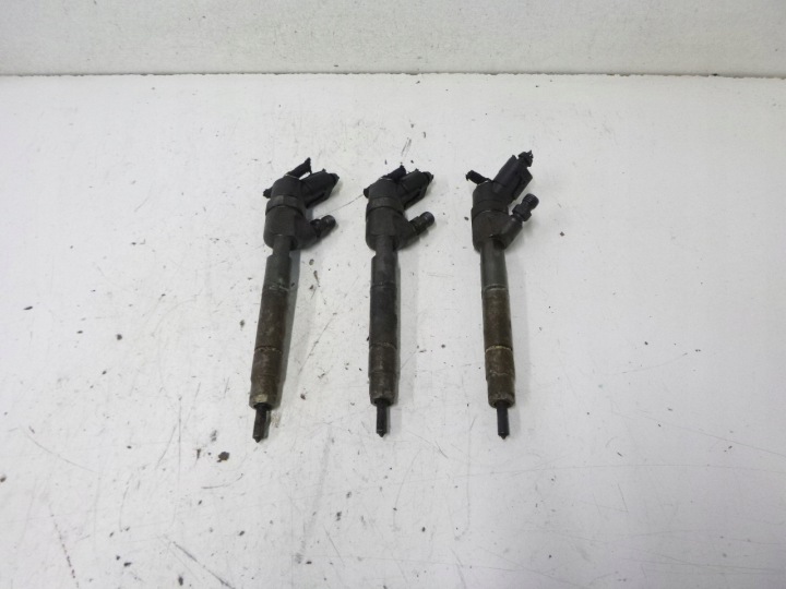 INJECTEUR INJECTEURS MERCEDES W168 W414 VANEO 1.7CDI