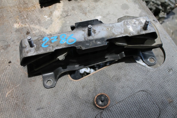 2786. Stütze Airbag DODGE RAM P68264784AF