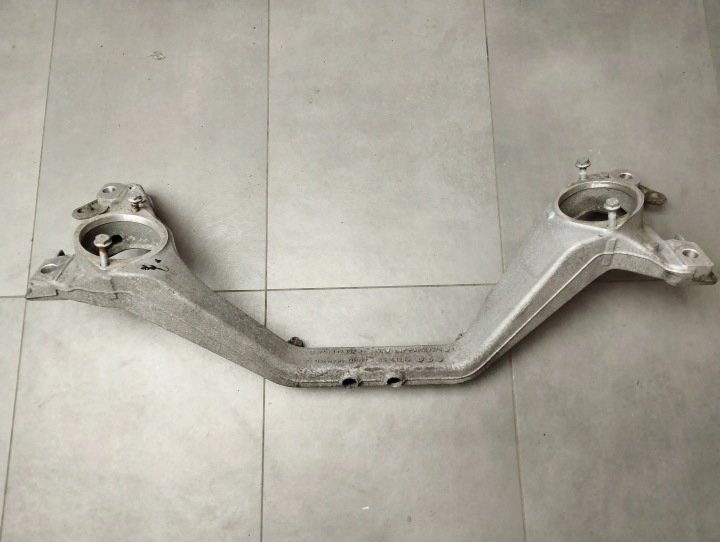 Audi Q7 4L sider console 7l6199207B