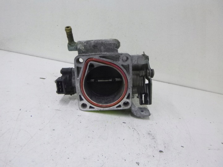 throttle flap BMW E36 1.6 1997r.