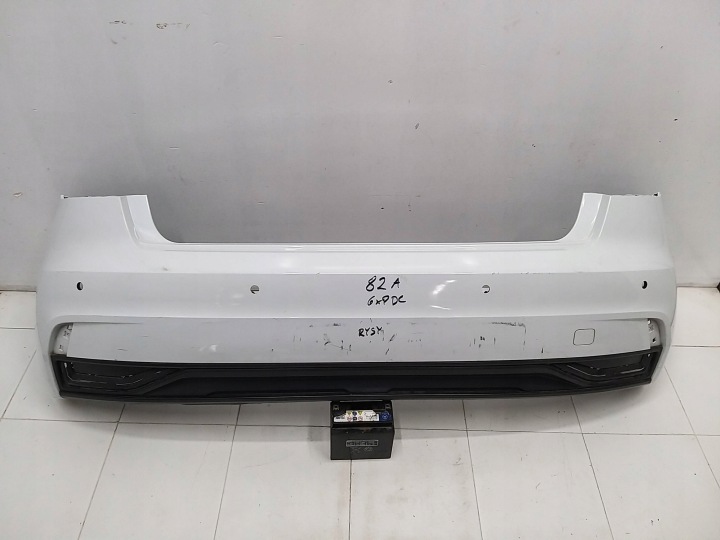 AUDI A1 II 18R- Stoßstange heck hinten PDC 82A807511A/B