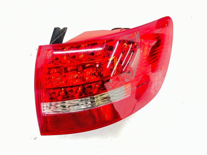 AUDI A6 C6 LIFT AVANT KOMBI light rear part right W fender 4F9945096E EUROPA