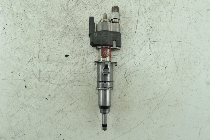 injecteur BMW E81 E87 E90 E91 E60 E61 F01 F10 F11 2.0i 3.0i 7589048-04