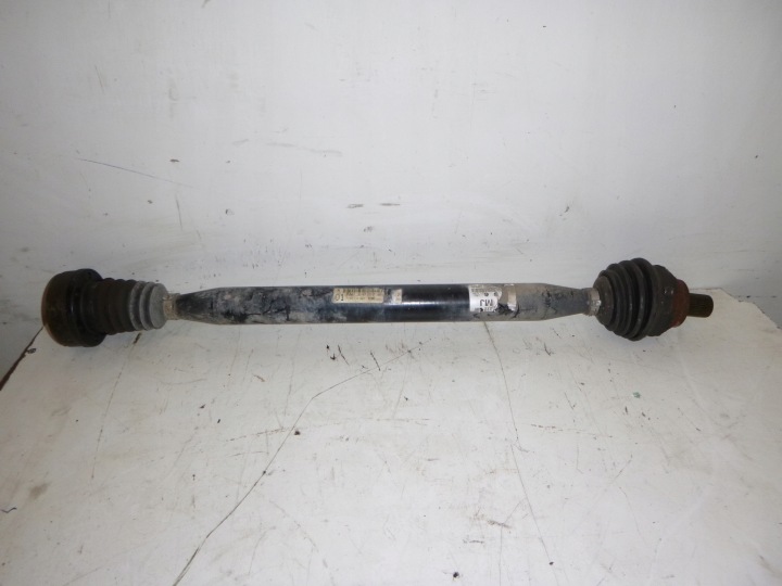 DEMI AXE AVANT DROIT VW VOLKSWAGEN GOLF V 1.4 04R. JOINT HOMOCINÉTIQUE