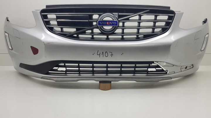 VOLVO XC60 XC 60 LIFT 2013 - nárazník predok 31323765