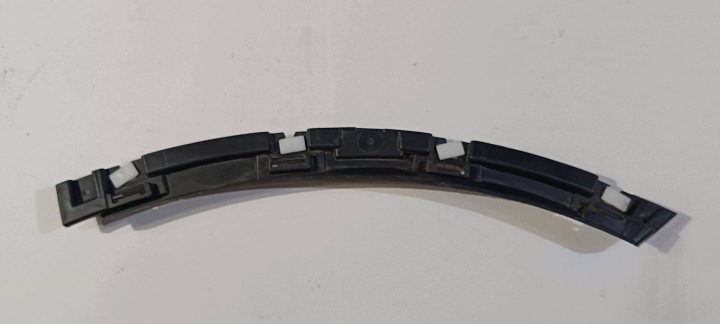 holder mouldings support of a fender front of the front of the right Ford Explorer 2016