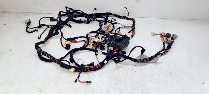 CÂBLAGE DU TABLEAU DE BORD ROZDZIELCZEJ AUDI A4 B8 A5 8F001109