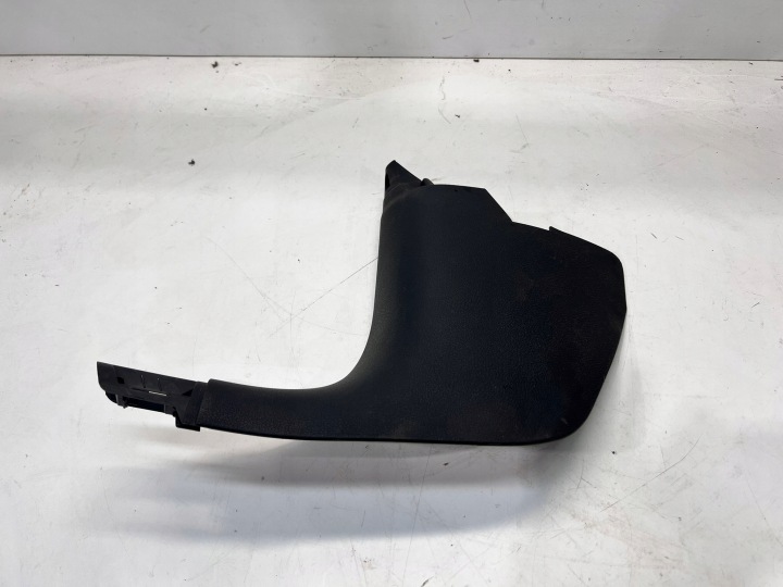 verkleidung Blende Abdeckung SLUPKA links AUDI A3 8V3867271A