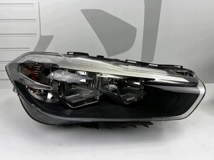 far desna prednja H7 LED BMW X2 F39 7420434