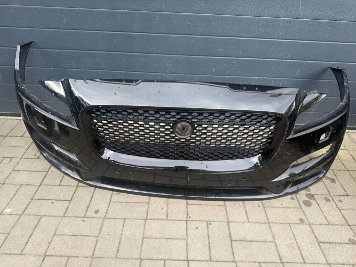 Jaguar F Pace 16- Paraurti Anteriore Anteriore