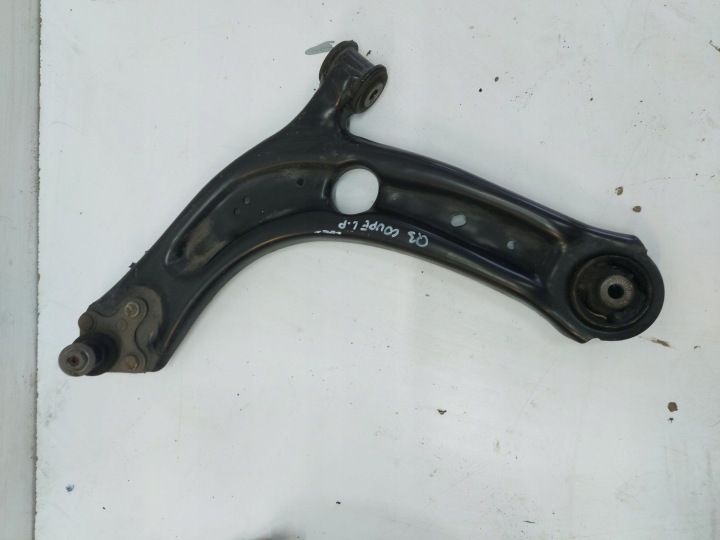 Audi Q3 83A SPORTBACK Querlenker links vorne vorne oryg qudq383a2625433