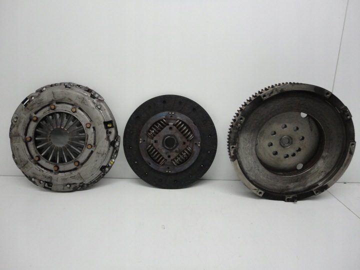 KIA CEED I30 II clutch complete 1,6CRDI 2012