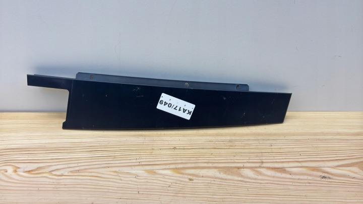 MERCEDES C-KLASA W205 right moulding SLUPKA door rear part A2056900487 KA17/049