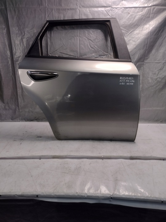 Portière Droite Arrière Alfa Romeo 159 kombi k: 651