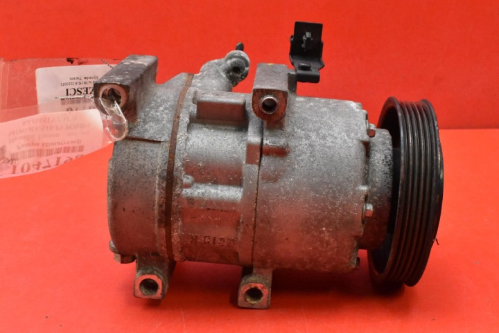 pump compressor of the air conditioning F500NFFCA02 HYUNDAI TUCSON III 1.7 CRDI 115 KM