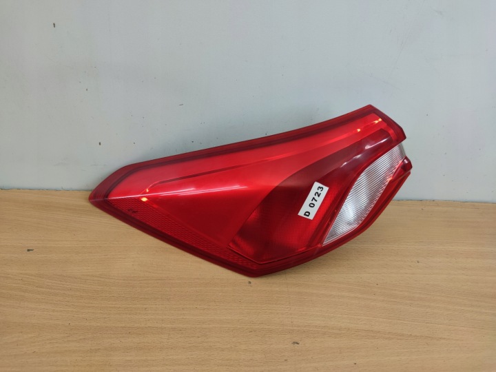 FORD FOCUS IV MK4 4 left light rear part W fender BDB