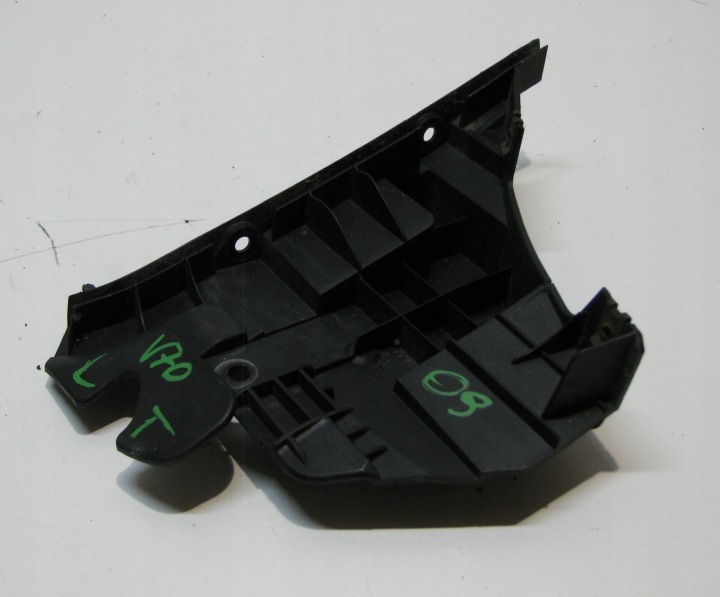 VOLVO V70 2.0 D 09R supporto staffa paraurti sinistra anteriore 31265344