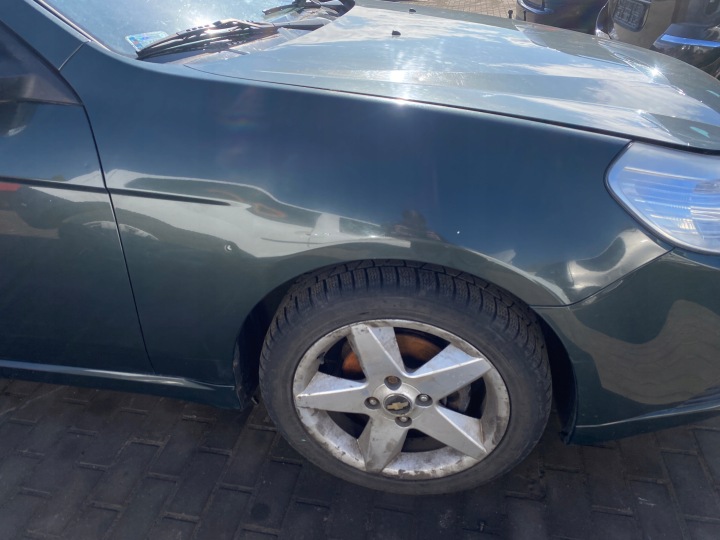 Chevrolet Epica 06-11 Aile Droite Avant Avant kod lakieru 91U