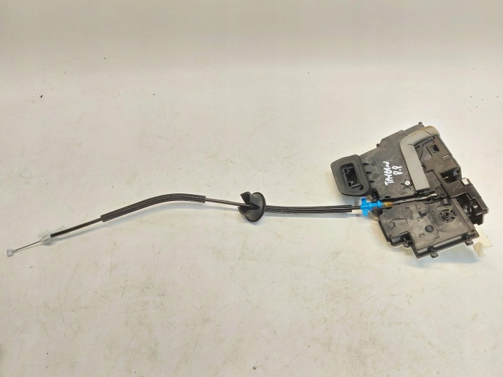 Porsche Taycan GTS 9J1 2023r de la Serrure Portière Avant Droite 4N2837016