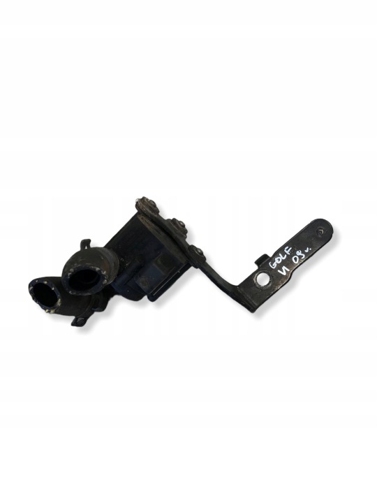 pompe circulation d’eau VW GOLF VI 5N0965561 5N0121093A