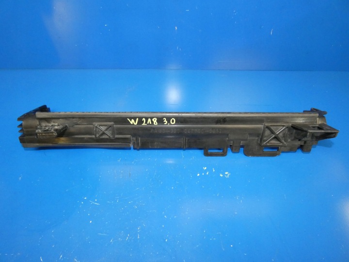 MERCEDES CLS W218 W212 holder of radiators