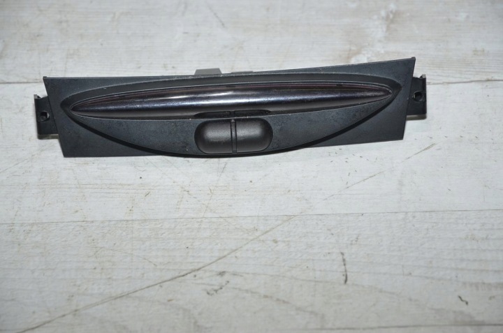 display PDC Mercedes R-klasa W251