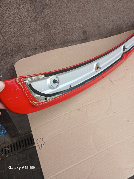 SPOILER AIRCLAVE BACK ALKUPERÄINEN VAKIO 93 9-3 II SEDAN COLOR 278 RED 9