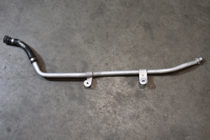 perfect condition wiring hose of water BMW G70 G60 1