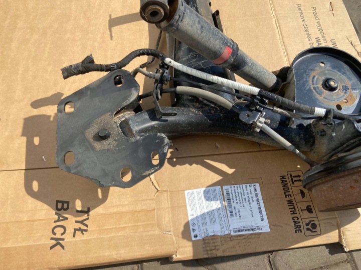 MERCEDES CITAN II W420 OPSCHORTING VAN DE SPUIT BELKA A4203501400 14
