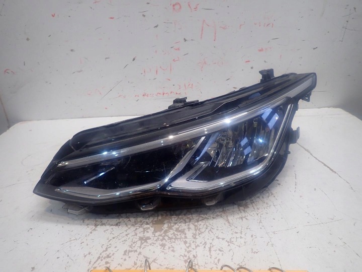 light front left VW GOLF VIII 2020- FULL LED
