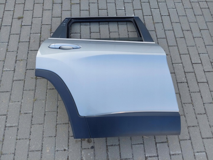 dveře záď pravý zadní pravé kompletní JEEP CHEROKEE KL