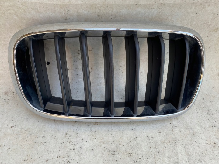 BMW X5 F15 X6 F16 maska pravá Ladvinka 8091725 7316054 7316076