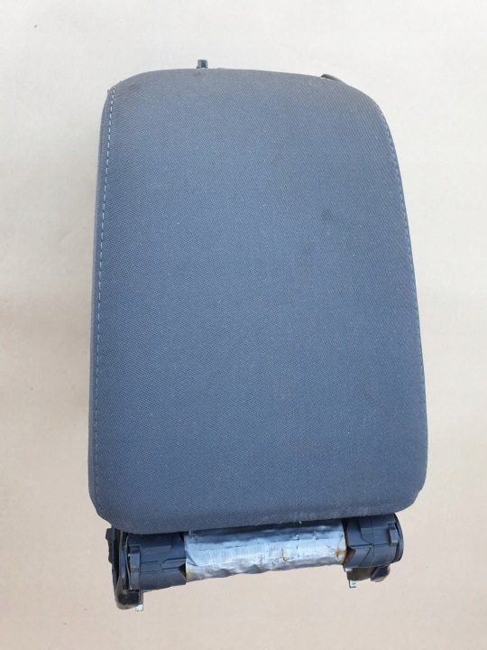 bracciolo Regolabile TUNELU SRODKOWEGO VW GOLF V 1K OE EU