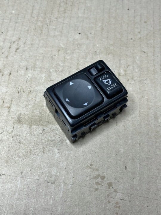 Interruttore regolazione specchietti Nissan Juke e F15 255701HA2K