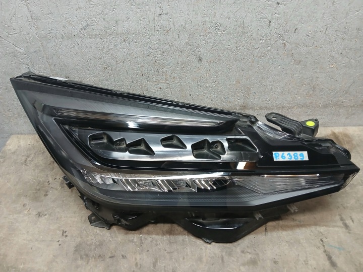 Licht vorne rechts TOYOTA CH-R CHR CH R II 2 23- FULL LED 81110-F4220