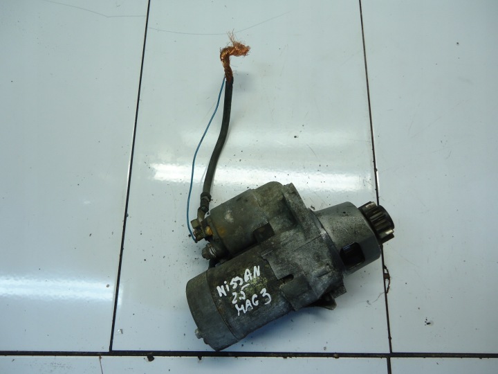 NISSAN X-TRAIL T30 2.5 QR25 Anlasser Starter 233008H300