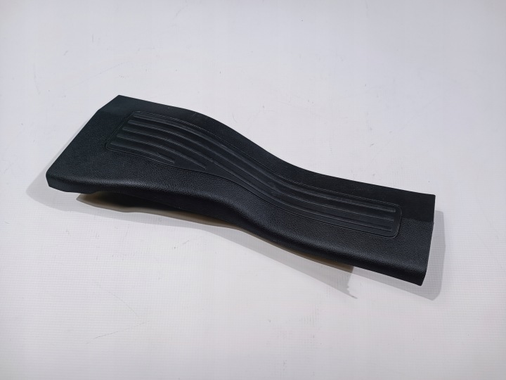 cap moulding of the threshold left rear part Ford Explorer 11-19